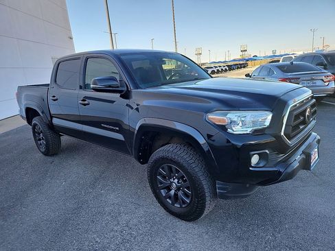 Used 2020 Toyota Tacoma SR5 image 10