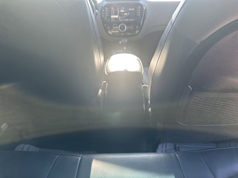 Used 2016 Kia Soul + w/ Primo Package image 28