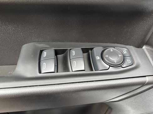 Used 2024 Chevrolet Silverado 1500 Custom Trail Boss w/ LPO, Dark Essentials Package image 19