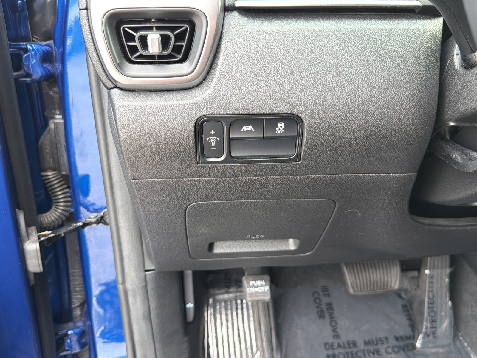 Used 2023 Kia Sorento S FWD image 19