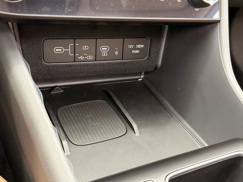 New 2025 Hyundai Sonata Limited image 21