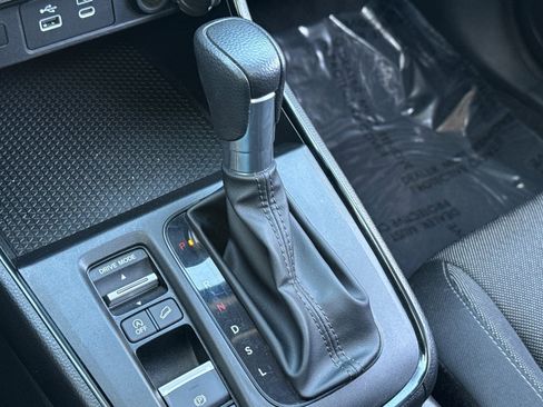 Used 2024 Honda CR-V EX image 16