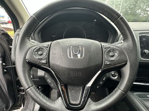 Used 2019 Honda HR-V EX-L image 6