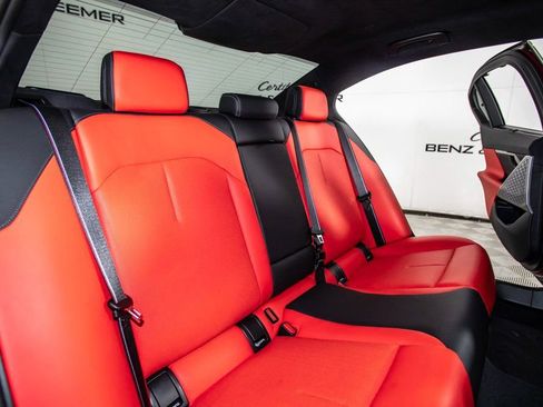 Used 2025 BMW M5 w/ Carbon Package image 37