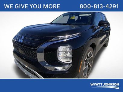 Used 2024 Mitsubishi Outlander SE