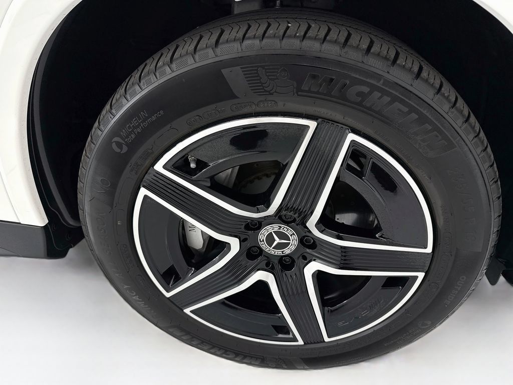 Certified 2026 Mercedes-Benz GLC 300 4MATIC image 31