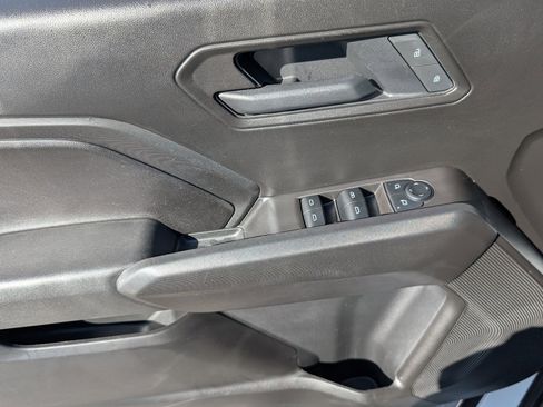 Used 2025 Chevrolet Colorado Trail Boss image 15