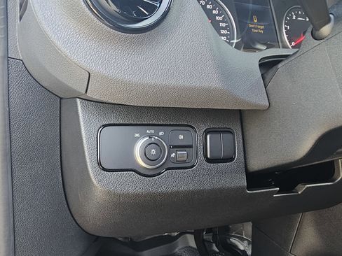 New 2025 Mercedes-Benz Sprinter 2500 image 12