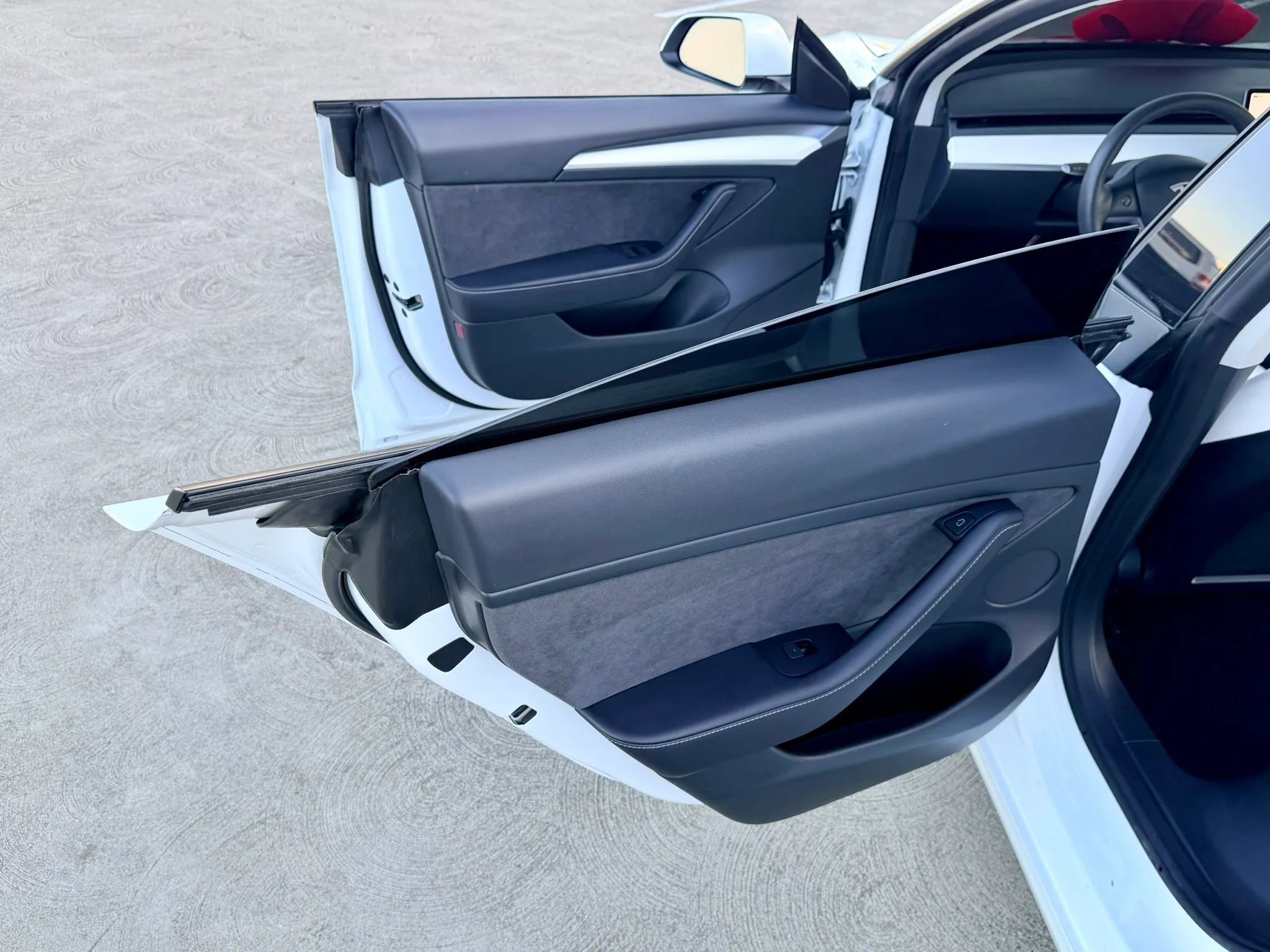 Used 2023 Tesla Model 3 Standard Range RWD image 16