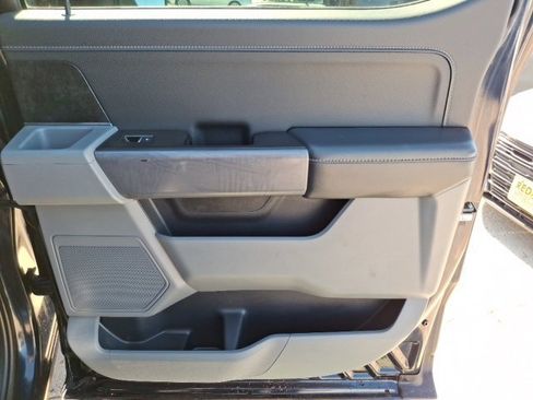 Used 2022 Ford F150 XLT w/ Equipment Group 302A High image 24