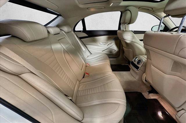 Used 2020 Mercedes-Benz S 560 Sedan image 26