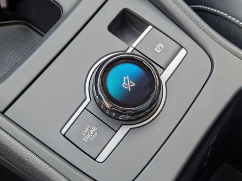 New 2026 Volkswagen Tiguan SE image 15