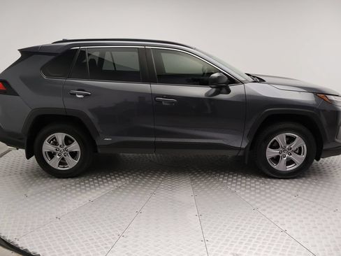 Certified 2025 Toyota RAV4 LE AWD/4WD image 7