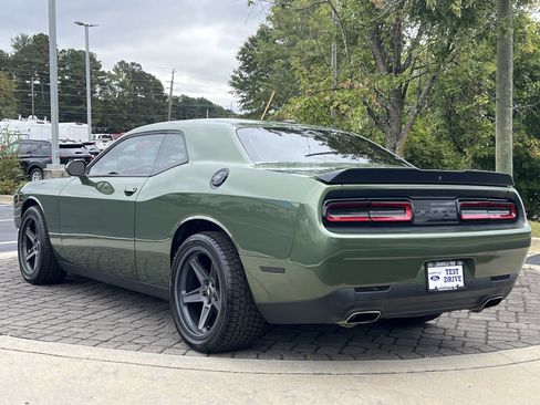 Used 2021 Dodge Challenger SXT w/ Blacktop Package image 21