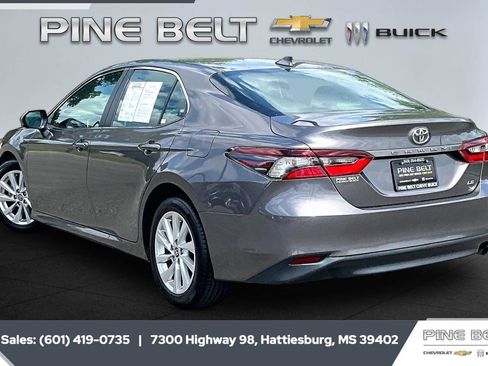 Used 2023 Toyota Camry LE image 2