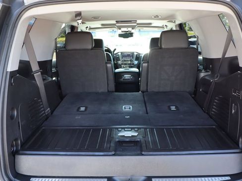 Used 2019 Chevrolet Tahoe Premier AWD/4WD image 39