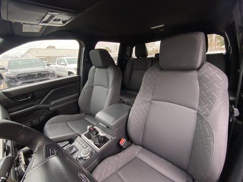 Certified 2025 Toyota Tacoma SR5 image 20