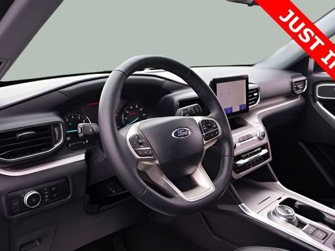 Used 2023 Ford Explorer XLT w/ Equipment Group 202A image 16