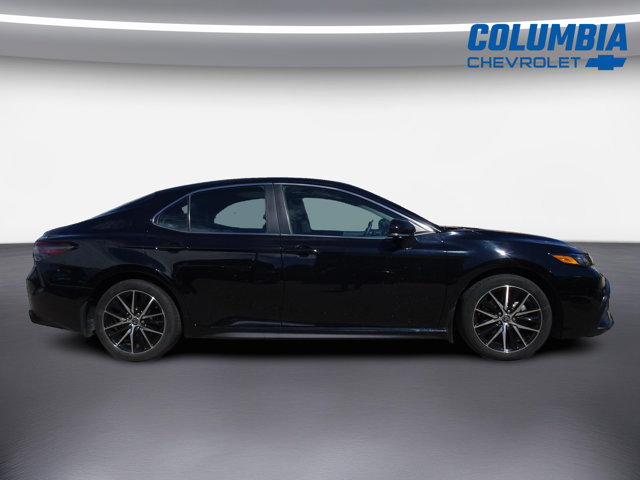 Used 2023 Toyota Camry SE w/ Convenience Package FWD image 2