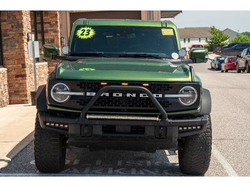 Used 2023 Ford Bronco Outer Banks w/ Sasquatch Package AWD/4WD image 8