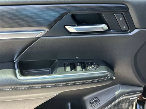 Certified 2025 GMC Acadia Elevation w/ Black Edition FWD image 23
