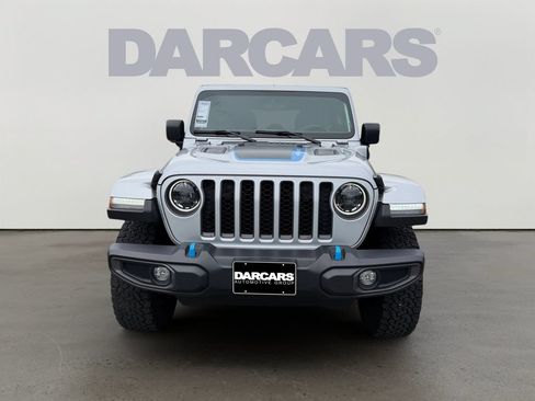 Used 2023 Jeep Wrangler Unlimited Rubicon 4xe w/ Cold Weather Group AWD/4WD image 2