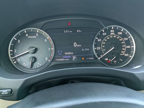 Used 2019 INFINITI QX50 Luxe w/ Navigation Package image 30