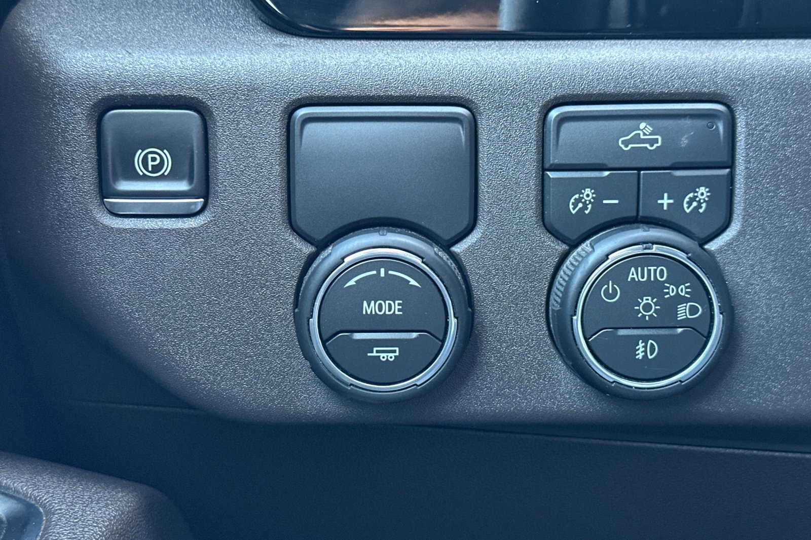 Certified 2026 Chevrolet Silverado 1500 RST RWD image 35