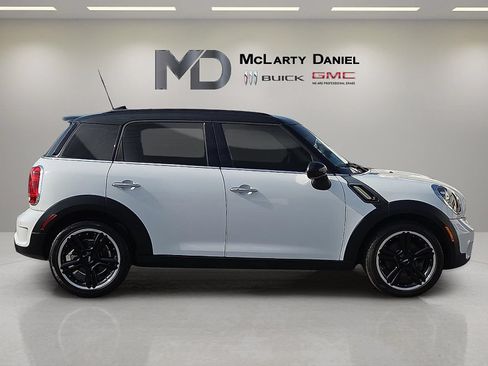 Used 2016 MINI Cooper Countryman S FWD image 15