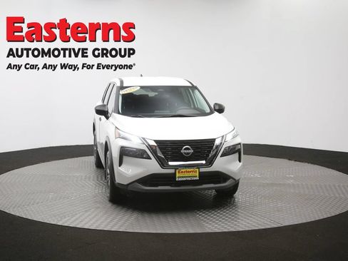 Used 2023 Nissan Rogue S AWD/4WD image 51