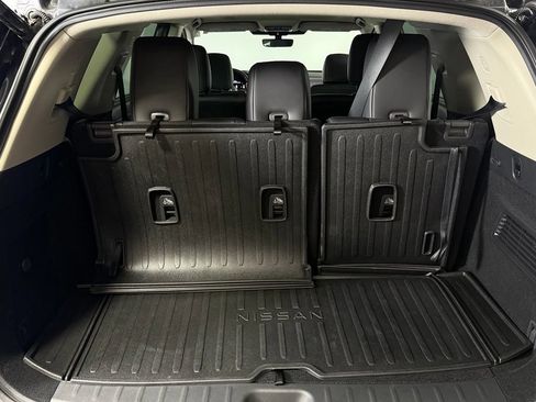 Used 2025 Nissan Pathfinder Platinum w/ Cargo Package AWD/4WD image 25