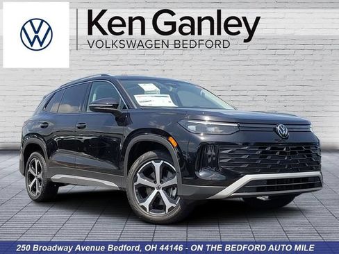 New 2026 Volkswagen Tiguan SE AWD/4WD image 1