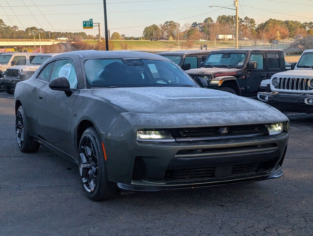 New 2026 Dodge Charger R/T w/ Blacktop Package AWD/4WD image 2