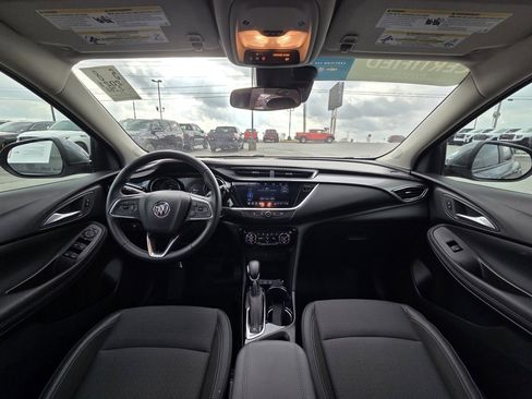 Used 2021 Buick Encore GX Select image 27
