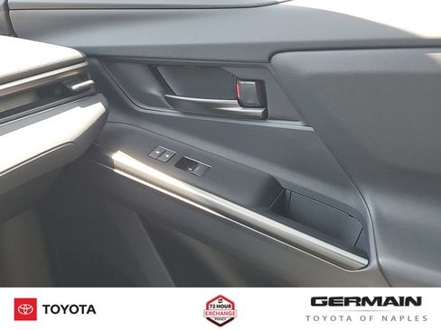 Used 2026 Toyota bZ FWD image 27