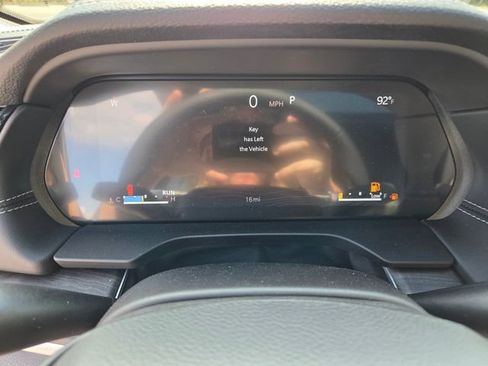 New 2026 Jeep Grand Cherokee Limited w/ Luxury Tech Group II RWD image 30