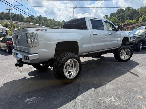Used 2015 Chevrolet Silverado 2500 LTZ w/ Duramax Plus Package AWD/4WD image 66