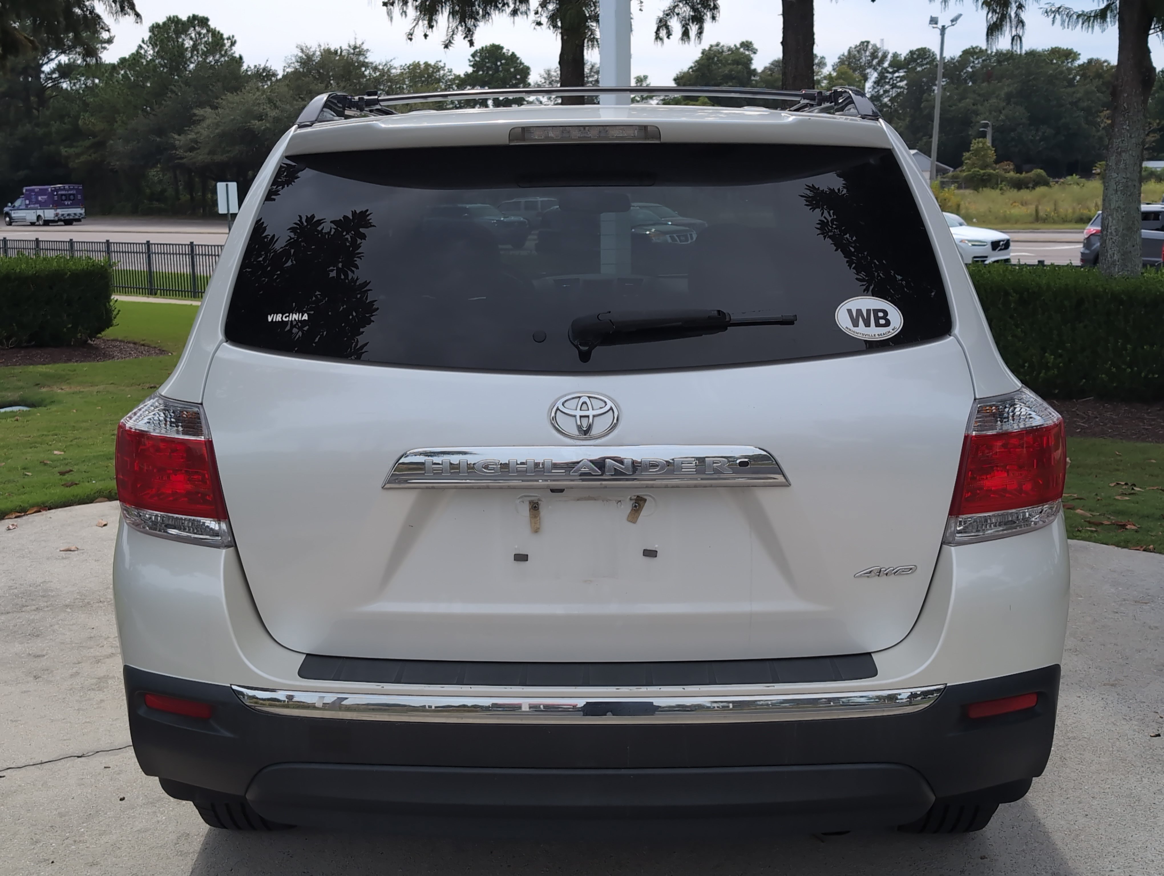 Used 2013 Toyota Highlander SE AWD/4WD image 9