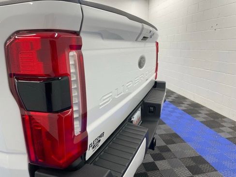 Certified 2024 Ford F250 Lariat w/ Lariat Ultimate Package image 11