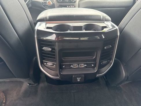 Used 2020 RAM 1500 Laramie AWD/4WD image 14
