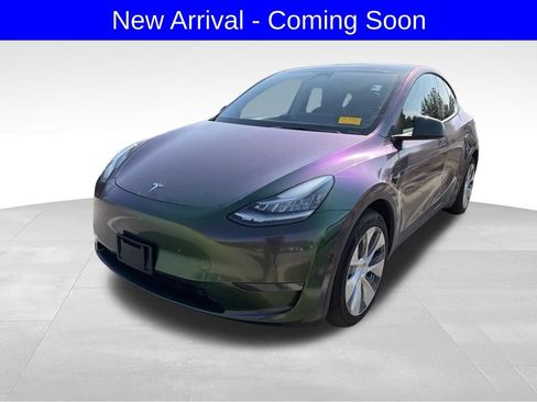 Used 2021 Tesla Model Y Long Range AWD/4WD image 2