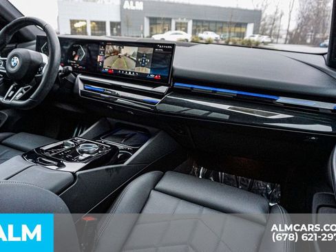 Used 2024 BMW 530i xDrive w/ M Sport Package image 23