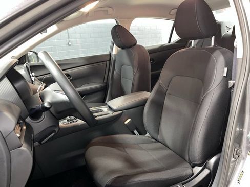 New 2025 Nissan Sentra S image 10