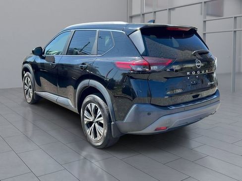 Used 2023 Nissan Rogue SV w/ SV Premium B Package image 7