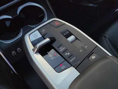 Certified 2025 BMW X1 xDrive28i image 27