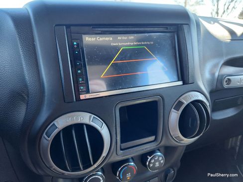 Used 2015 Jeep Wrangler Unlimited Sport image 36