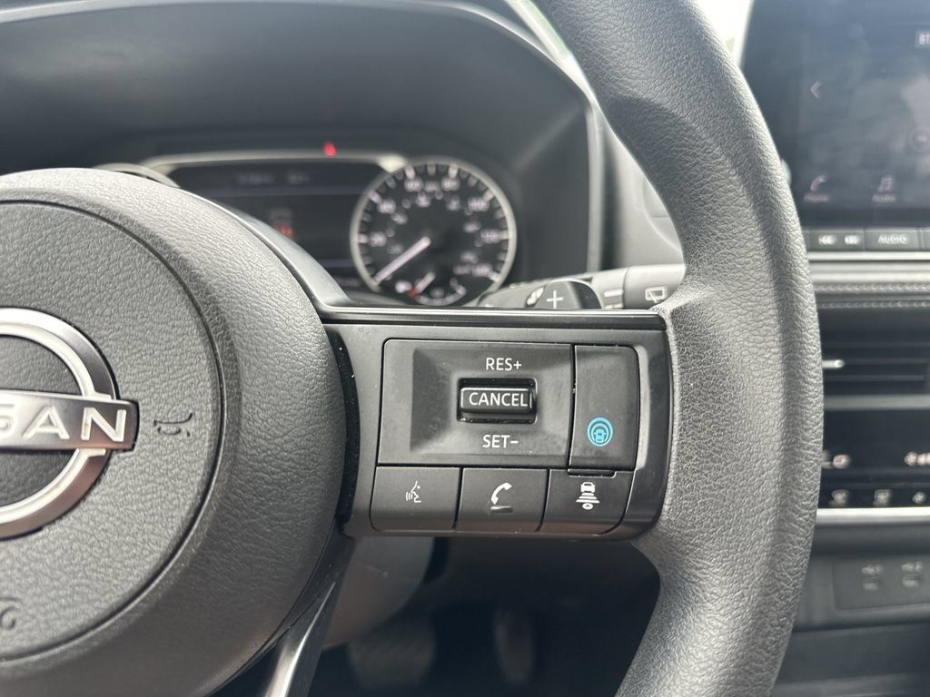 Used 2024 Nissan Rogue SV AWD/4WD image 20