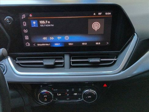 Certified 2024 Chevrolet Trax ACTIV w/ Sunroof Package FWD image 21