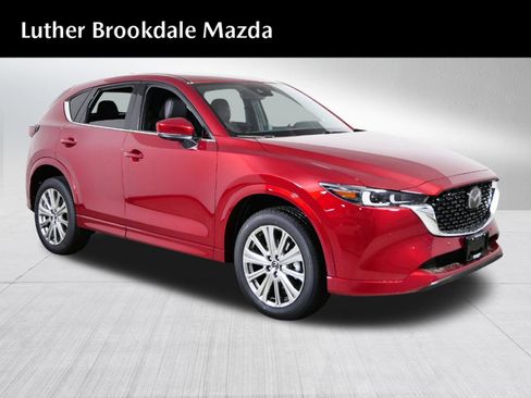 New 2025 MAZDA CX-5 Signature image 1
