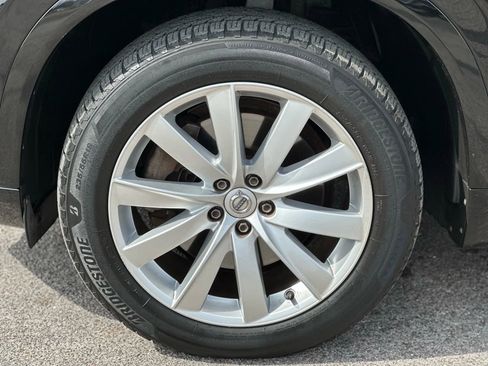 Used 2016 Volvo XC90 T6 Momentum w/ Protection Package Plus image 27